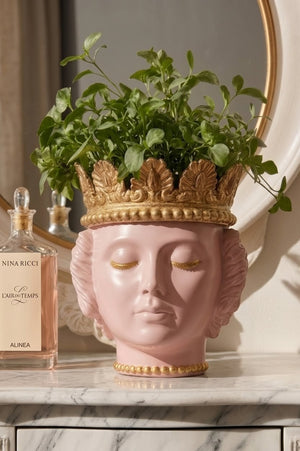 The Crown Planter
