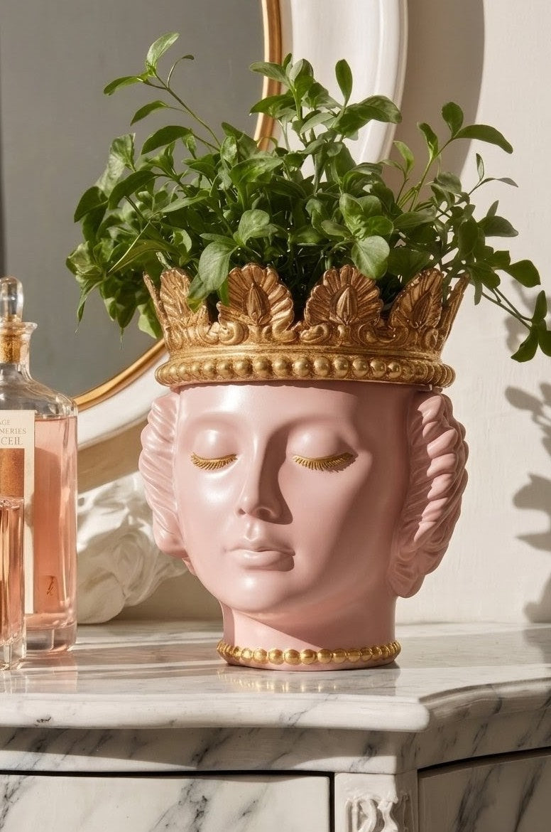 The Crown Planter